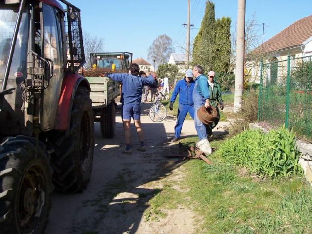 Sběr železného šrotu